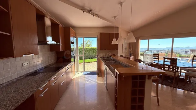 Chalet 4 habitaciones 236m² en venta - Centro — 4