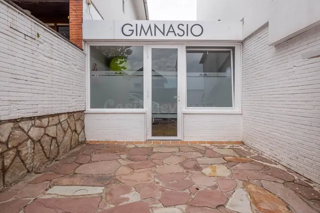 Chalet 4 habitaciones 240m² en venta - Bidebieta — 49