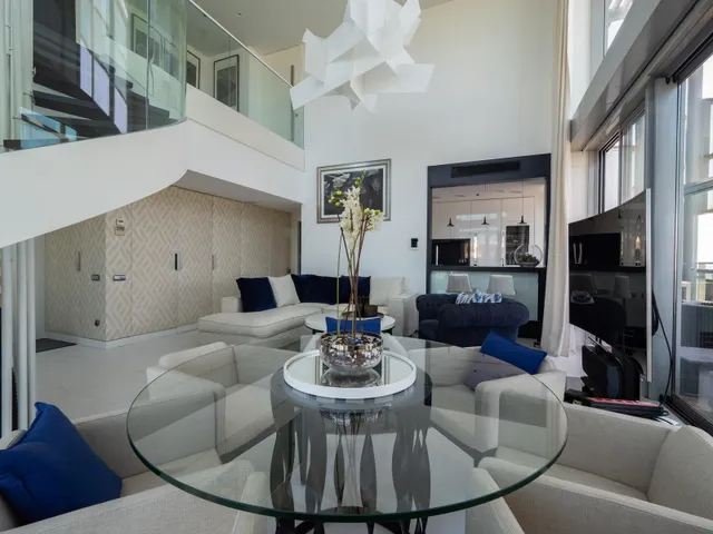 ÁTICO DÚPLEX DE LUJO CON PISCINA PRIVADA Y VISTAS PANORÁMICAS EN DIAGONAL MAR — 5