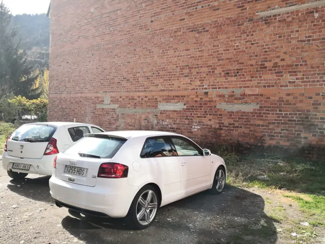 En venta solar para edificar 5 Pisos en Martinet. - foto 3