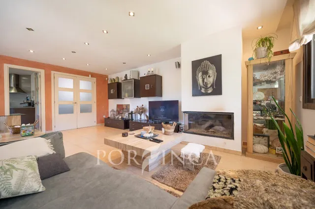 Encantadora villa con piscina y vistas panorámicas en Calonge Costa Brava — 27