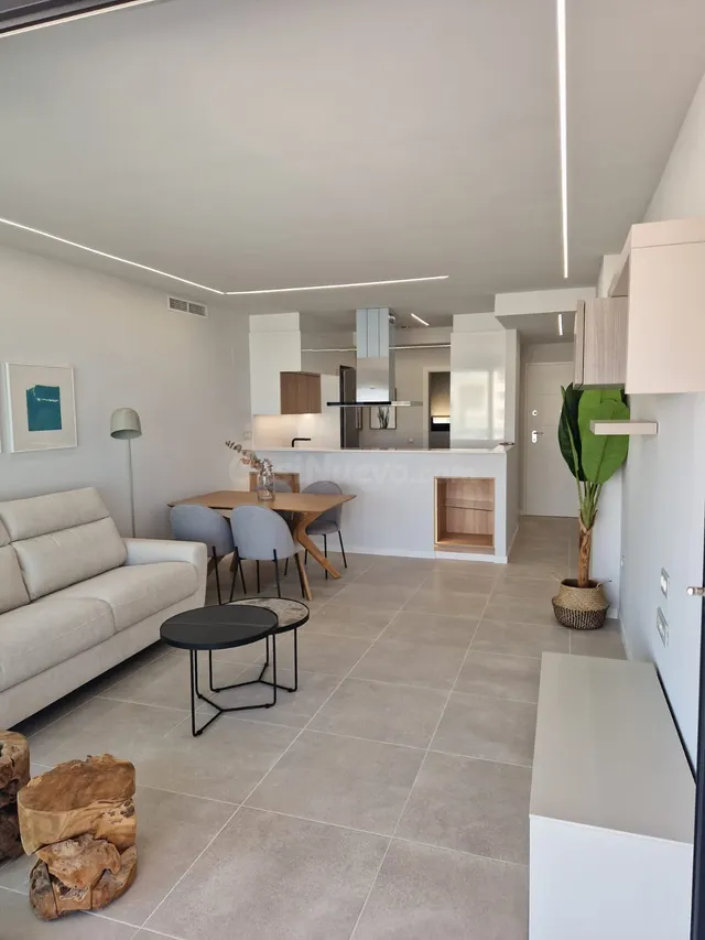 Apartamento de dos dormitorios en primera línea de playa en  - foto 5