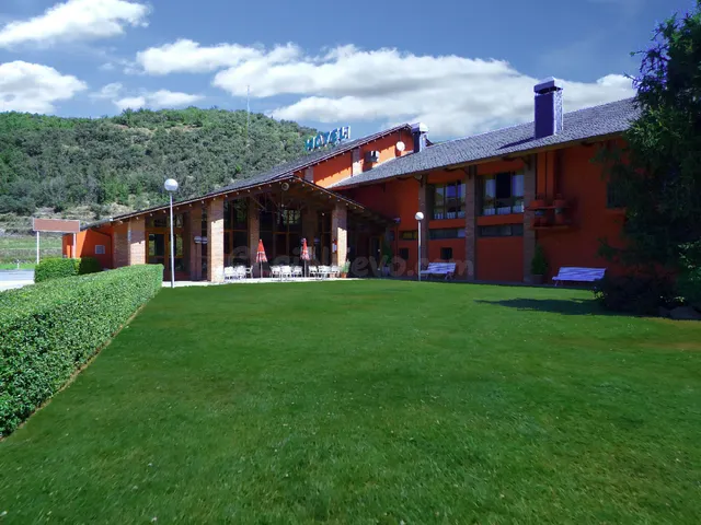 Hotel en 7000 m2 de parcela - foto 5