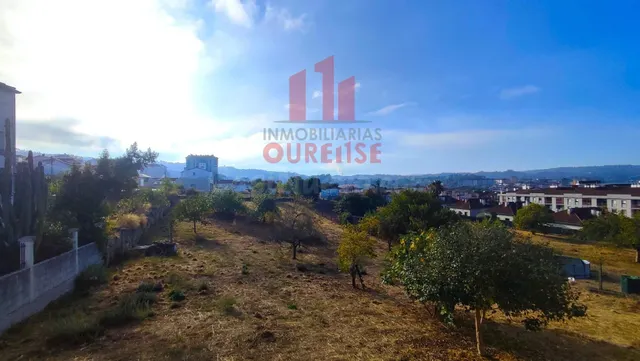 CASA PARA REFORMAR CON PARCELA DE MÁS DE 2000 METROS EN LA Z