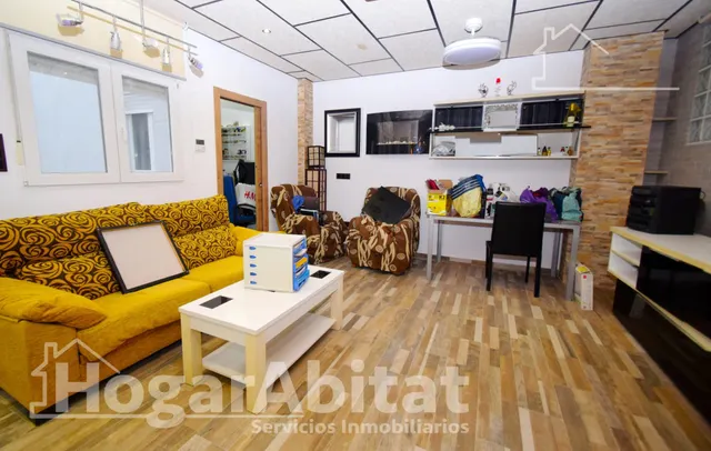 CASA CON CINCO TERRAZAS Y PAELLERO CERCA DE LA PLAYA — 10