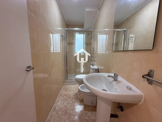 Piso de 80 m2 de 3 habitaciones en zona ciudad de asís de Alicante: 2ª planta sin ascensor — 22