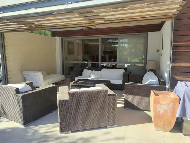 ELEGANTE  VIVIENDA CON VISTAS AL REAL CLUB  DE GOLF DE SEVILLA — 21