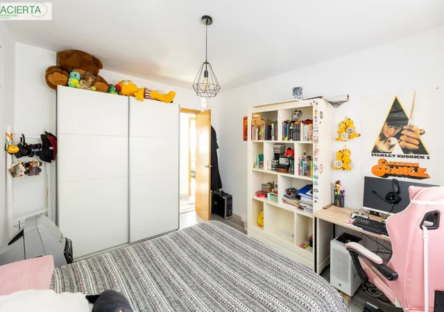 Bonita Casa en Nivar — 26
