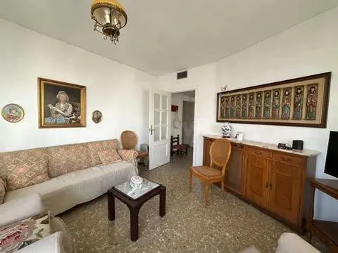Piso Céntrico con plaza de garaje incluida en el precio — 5