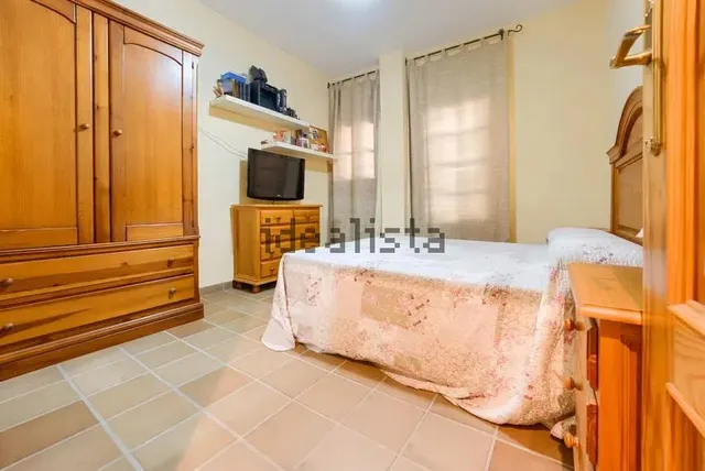 Chalet adosado en venta en Calle Bolivia — 22