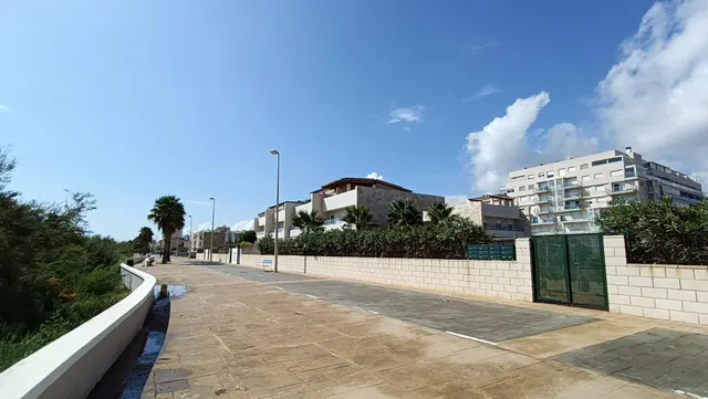 ALQUILER TEMPORAL EN LA PLAYA DEL PUIG — 28