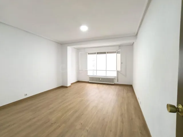 OPORTUNIDAD COMPRA: PISO 79 m2, 3 DORMITORIOS. MASIP PEATONA - foto 3