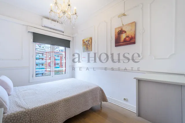 PISO LISTO PARA ENTRAR A VIVIR CON GRAN BALCÓN/TERRAZA EN LA NOVA ESQUERRA DE L'EIXAMPLE — 13