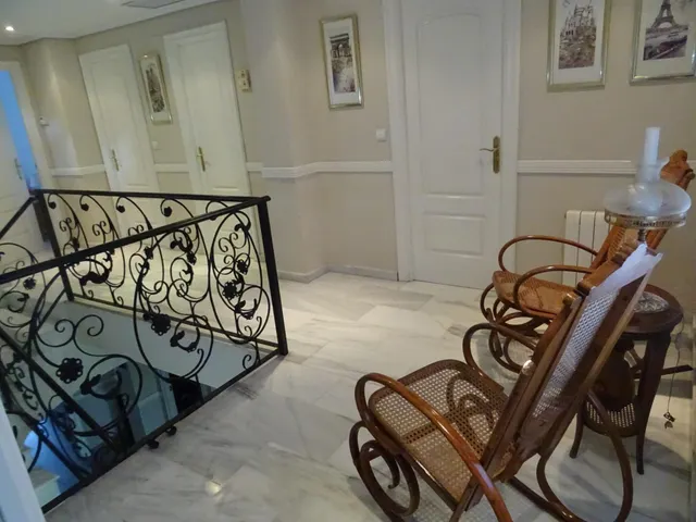 Casa o chalet independiente en carretera del aeropuerto — 28