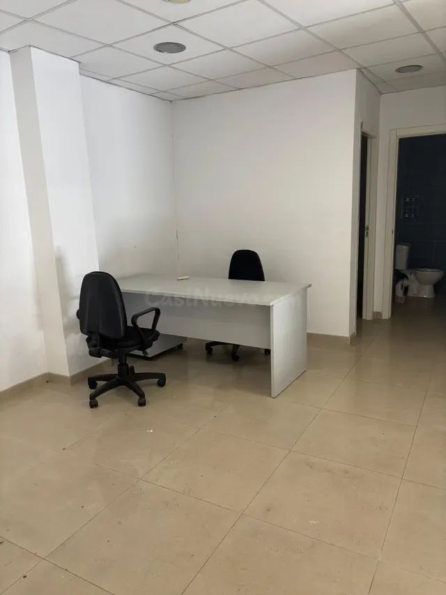 ALQUILA PLANTA BAJA EN BENETÚSSER – ZONA PLAZA DE LA CHAPA - foto 3