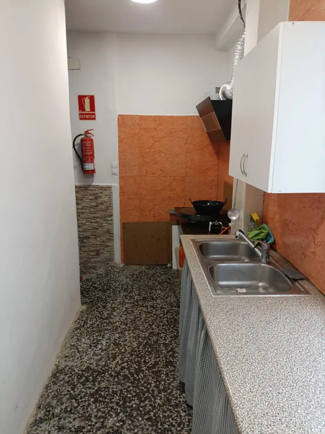 21 Inmobiliarias vende este bajo cerca de la avenida principal — 6
