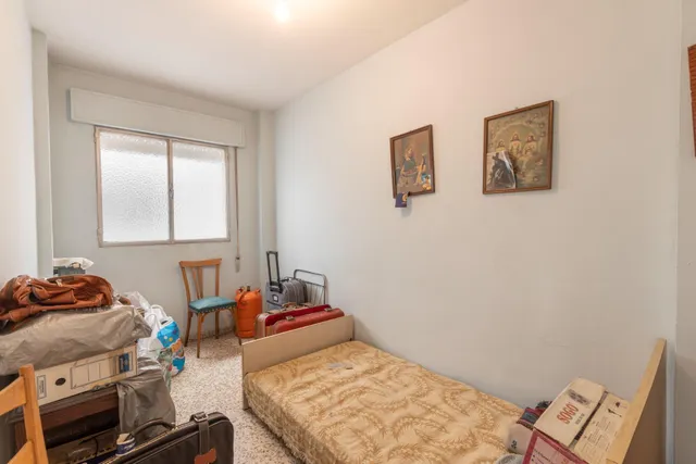 Piso con terraza y gran potencial junto a Camino de Ronda — 13