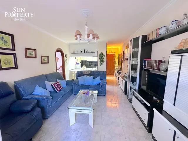 APARTAMENTO DE 2 DORMITORIOS EN PLENO CENTRO DE LOS CRISTIAN - foto 2