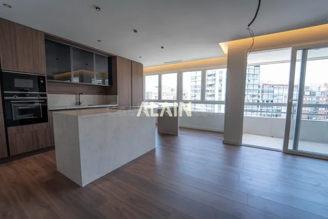 LUJOSA VIVIENDA EN VENTA EN PLAZA ESPAÑA DE VALENCIA - foto 2