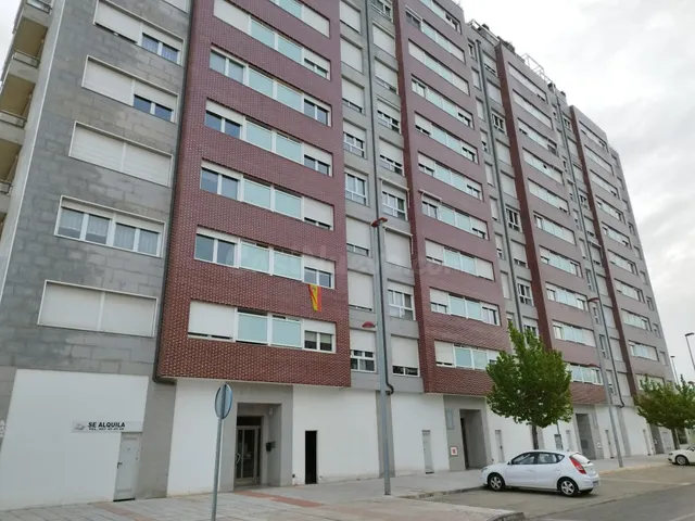 Garajes edificio Cervantes