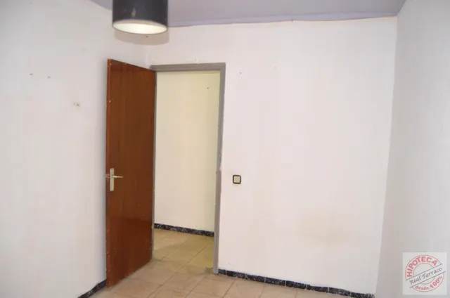 Gran oportunidad en C/ Escultor Rocamora — 11