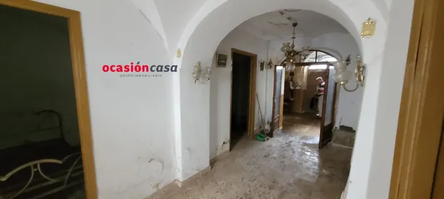 SE VENDE CASA PARA DERRUIR — 4