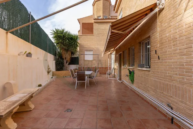 ADOSADO ESPACIOSO EN EL CABO DE LAS HUERTAS, ALICANTE — 11