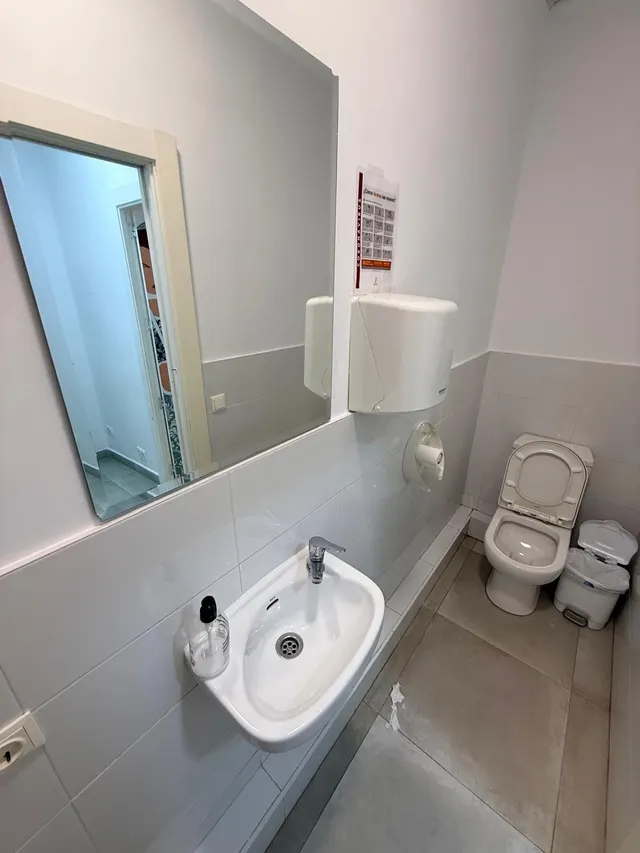 Local comercial 200m² en venta - Benimaclet — 13