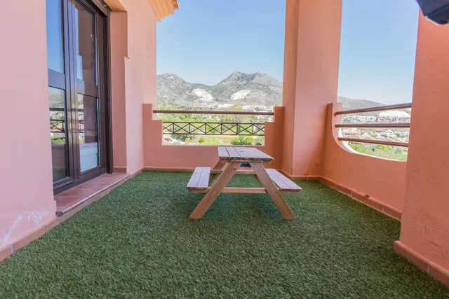 Chalet con Vistas al Mar  y la Montaña – Ubicación Privilegiada — 24