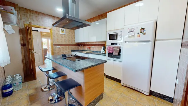 PARCELA EN PROINDIVISO CON VIVIENDA — 23
