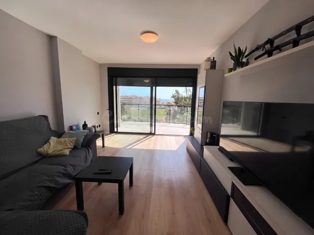 Vive frente al Mediterráneo: terraza, piscina y bienestar en - foto 3