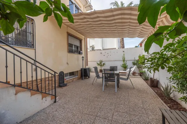 Magnífica casa unifamiliar de 4 dormitorios grandes en Otura — 26