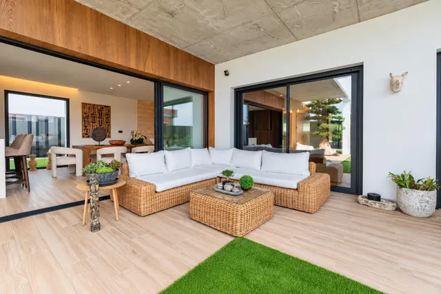 Chalet con parcela privada y piscina en La Quinta, Molina de Segura — 39
