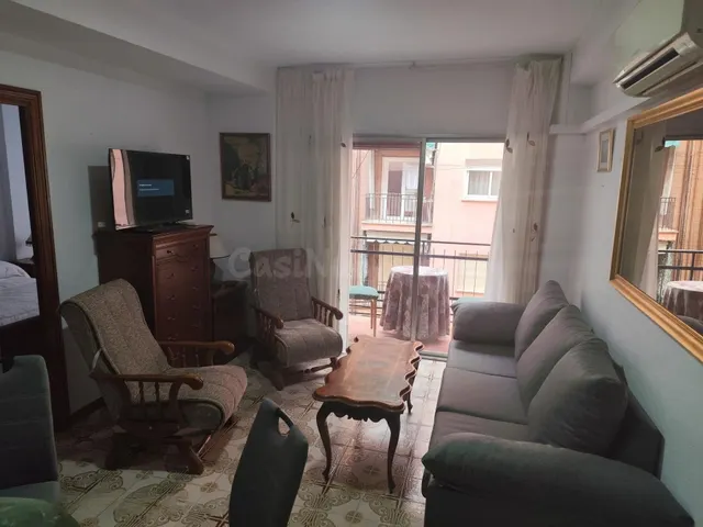 PISO EXTERIOR DE 3 DORMITORIOS CON TERRAZA EN ALQUILER EN PL