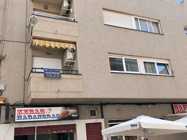 Apartamento 1 habitación 57m² en venta - Estacion de autobuses — 15