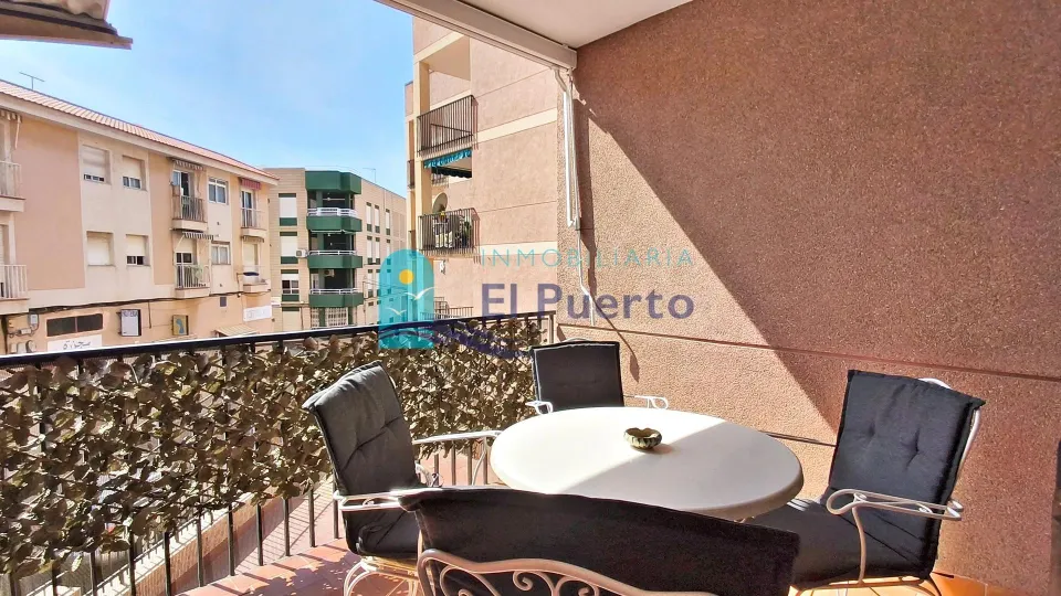 PISO CON GARAJE Y TRASTERO A 450 METROS DEL MAR – REF. 1851