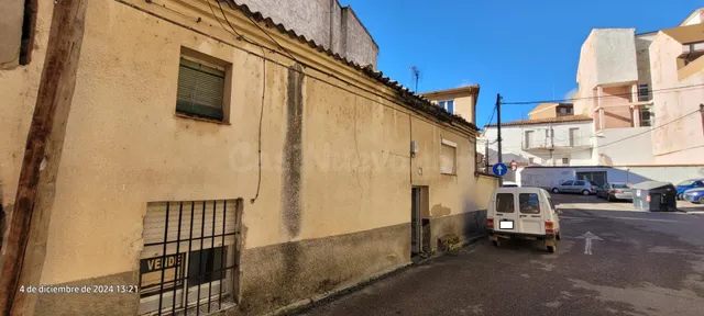 VENTA CASA,PARA REFORMAR O DERRIBAR