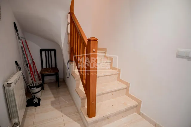 Dúplex de 3 habitaciones en el centro de La Seu d'Urgell — 10