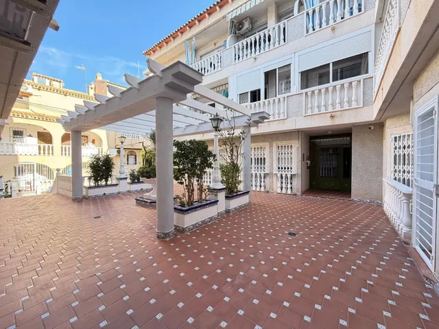 Apartamento 1 habitación 44m² en venta - Estacion de autobuses — 32