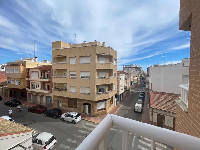 Piso de 2 dormitorios listo para entrar a vivir en Guardamar del Segura — 18