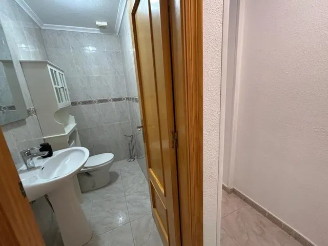 Apartamento 2 habitaciones 75m² en venta - Paseo maritimo — 18