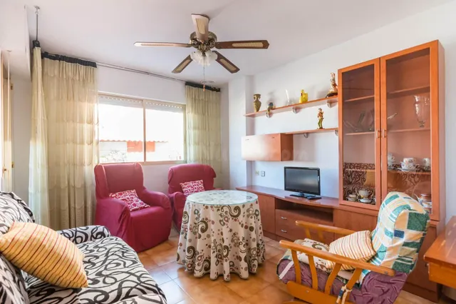 Amplio Piso en Aljucer, Murcia - Espacio y Comodidad - foto 3