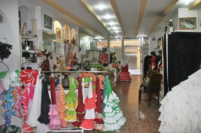 Local céntrico en pleno centro tradicional de Alicante — 5