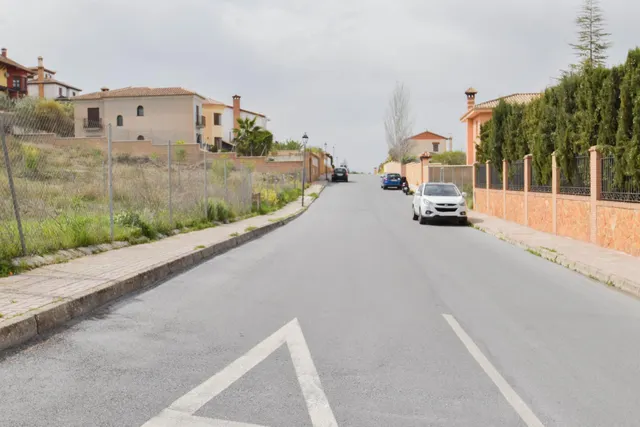 PARCELA EDIFICABLE EN EL BARRIO DE MONACHIL — 16