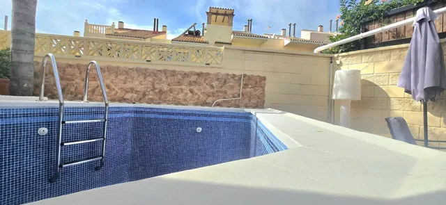 Fantástica casa adosada en zona del Don Miguel - Marbella — 24