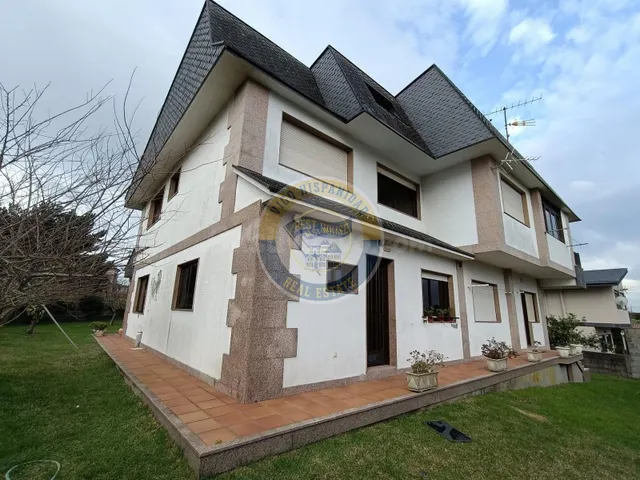 Amplio chalet en el entorno de Valladares - foto 3