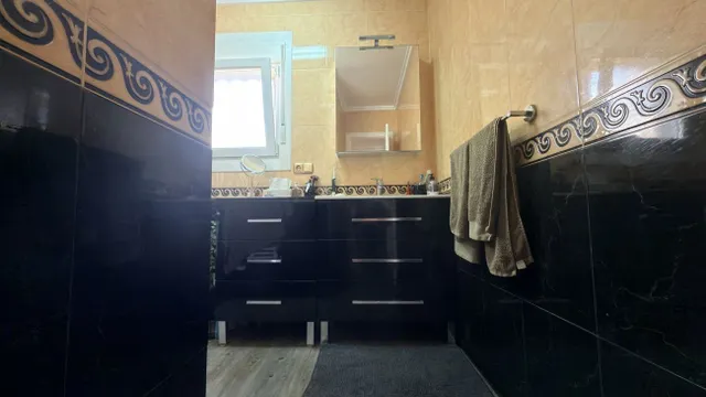 Adosado de 2 dormitorios y 1 baño en villamartín (orihuela costa) — 21