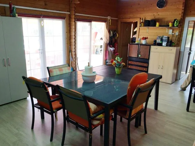 CHALET INDEPENDIENTE EN GRAN PARCELA CON PISCINA A SOLO 400 m. DEL MAR EN ELS POBLETS !! — 15