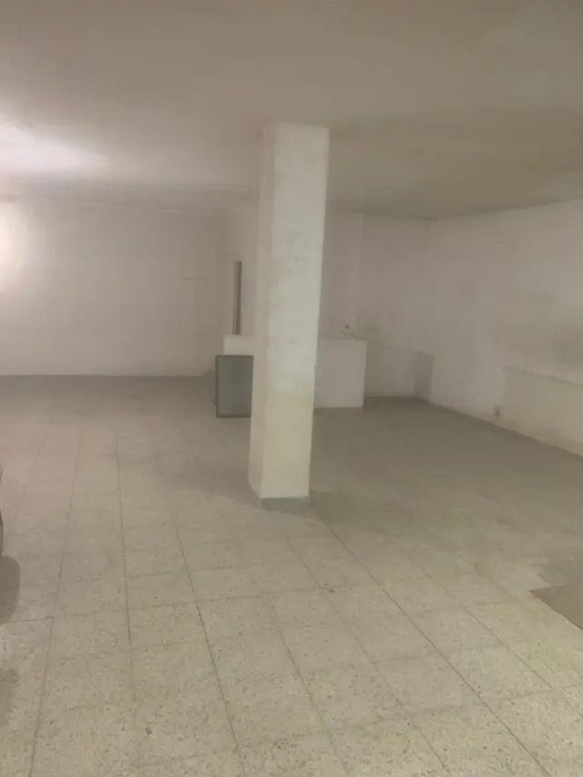 Urbis te ofrece un local comercial en venta en zona San Bernardo, Salamanca. — 4