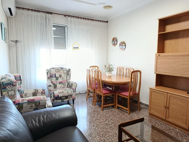 Piso de tres dormitorios y amplia terraza en Virgen de las H - foto 5